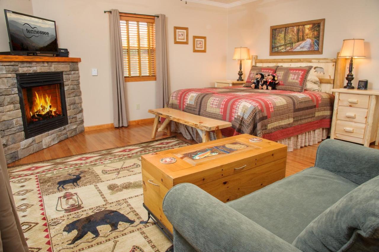 Berry Springs Lodge Sevierville Room photo